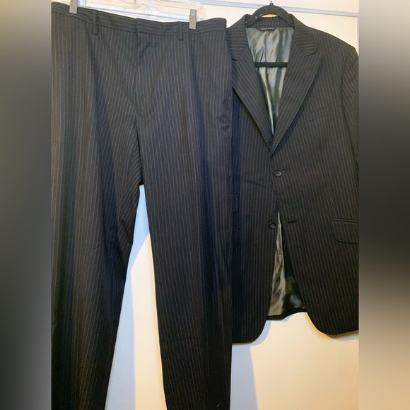 Banana republic, men’s suit, jacket, pinstripe, black, and white size 42R - Picture 1 of 7